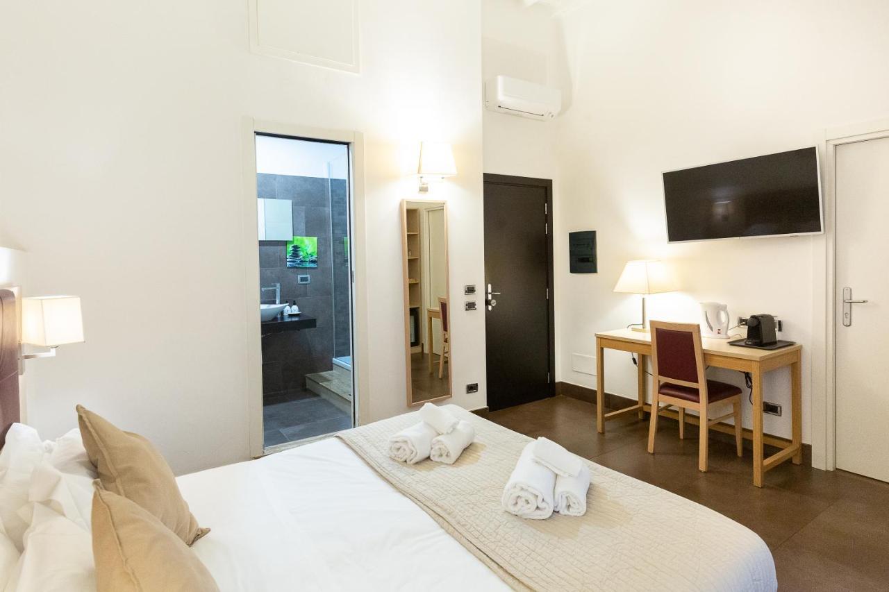 Frühstückspension Suitinn19 3*